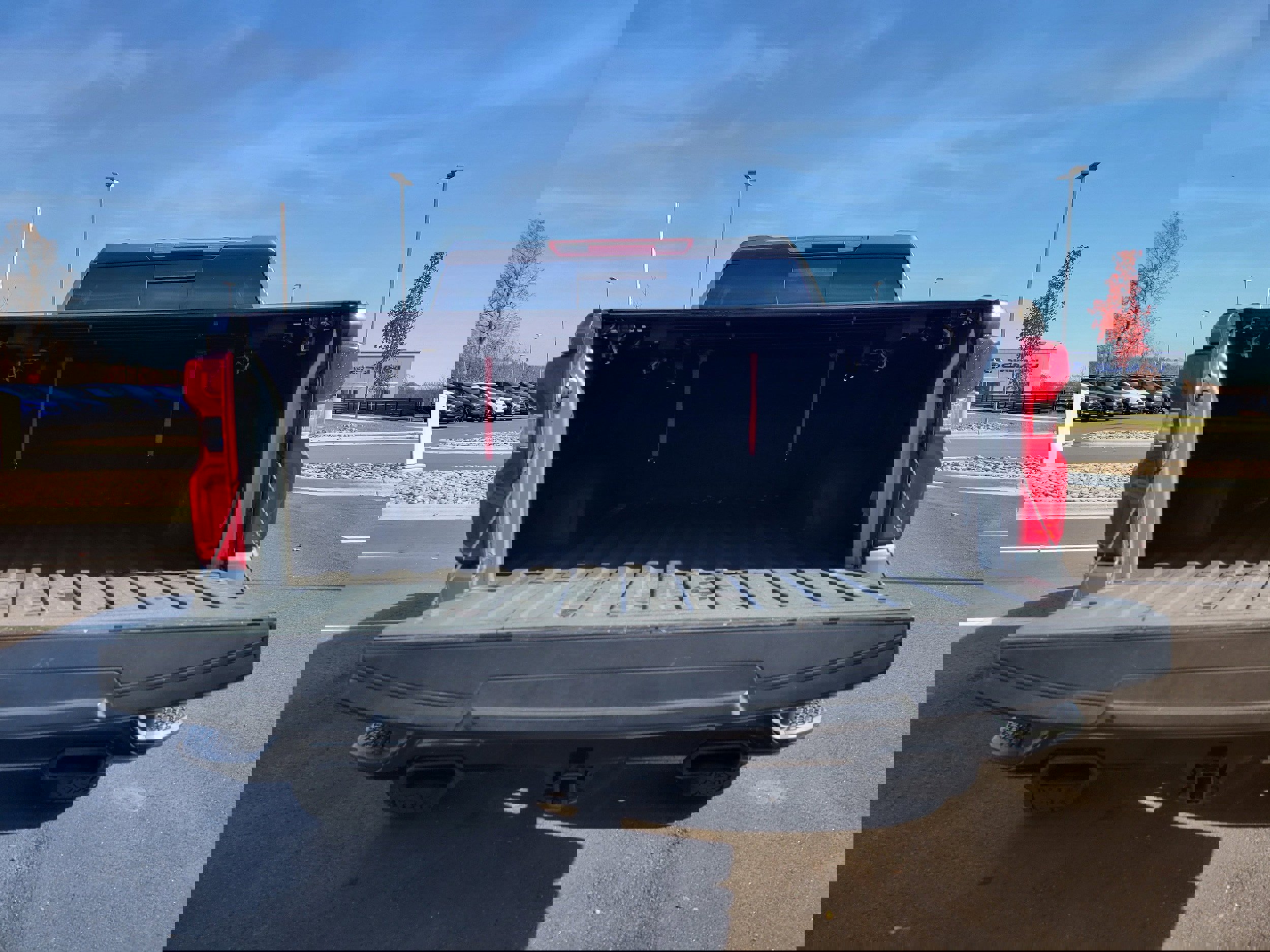 Used 2019 Chevrolet Silverado 1500 LT Trail Boss image 11