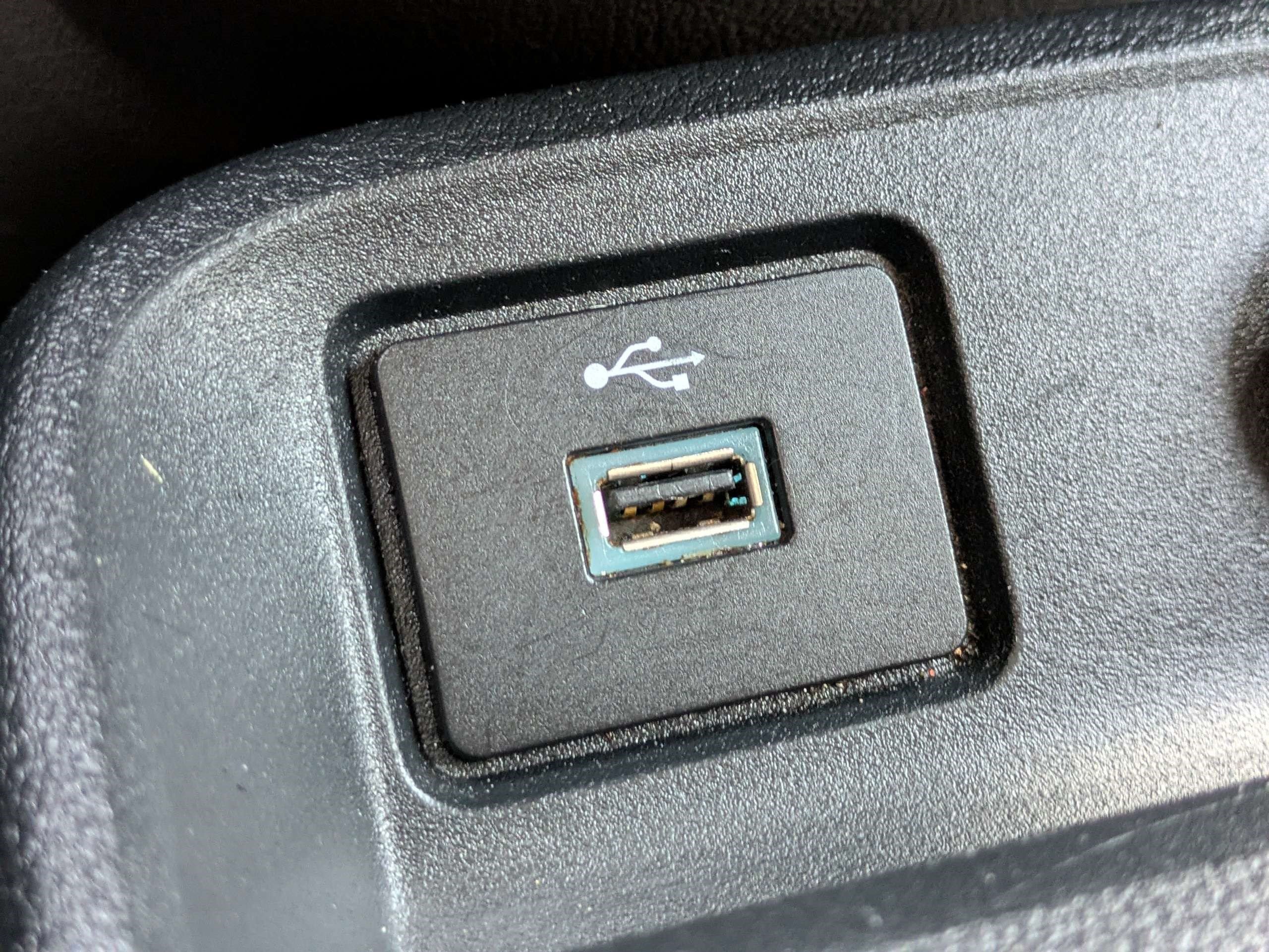 Used 2022 Ford Transit Connect XL FWD image 29