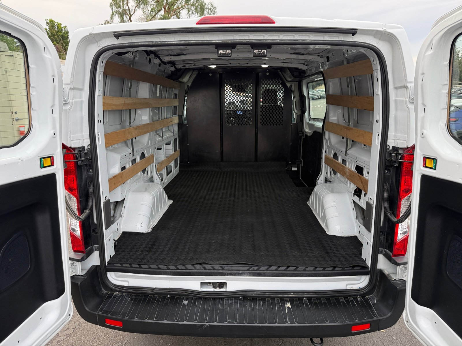 Used 2024 Ford Transit 250 Low Roof w/ Exterior Upgrade Package image 14