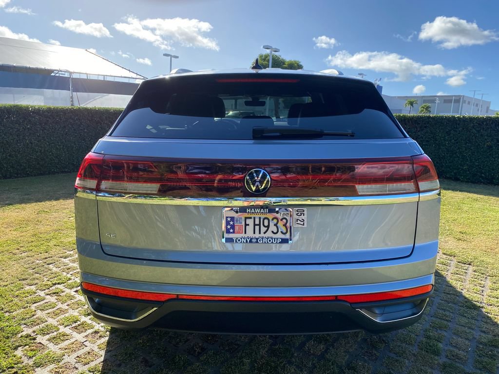 Used 2025 Volkswagen Atlas Cross Sport SE FWD image 24