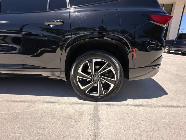 Certified 2025 Buick Enclave Sport Touring w/ Power Package FWD image 18