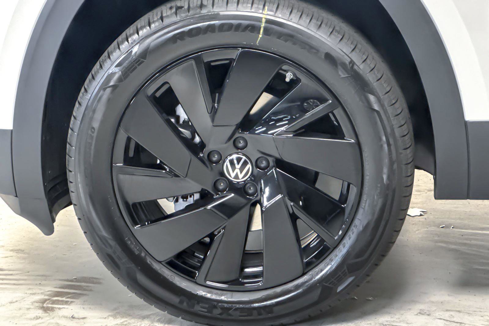 New 2026 Volkswagen Atlas SE image 25