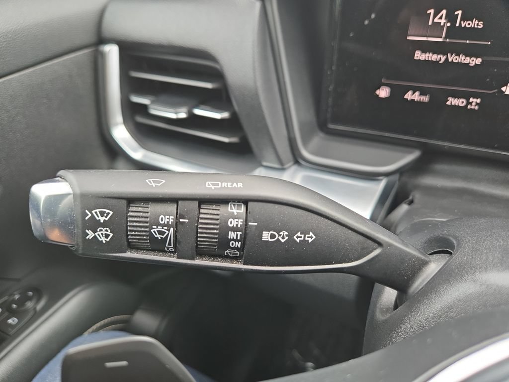 Used 2025 GMC Terrain Elevation AWD/4WD image 31