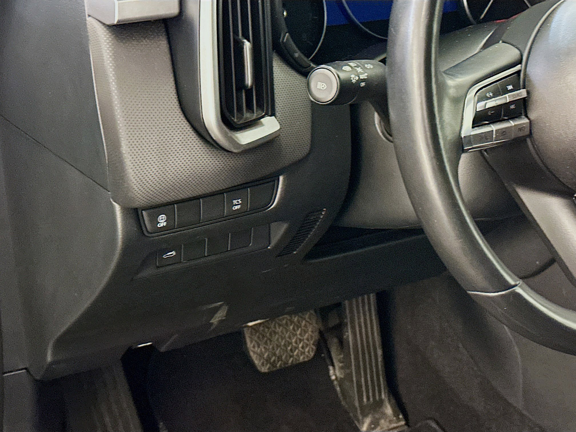 Used 2024 MAZDA CX-50 AWD 2.5 S w/ Preferred Package image 17