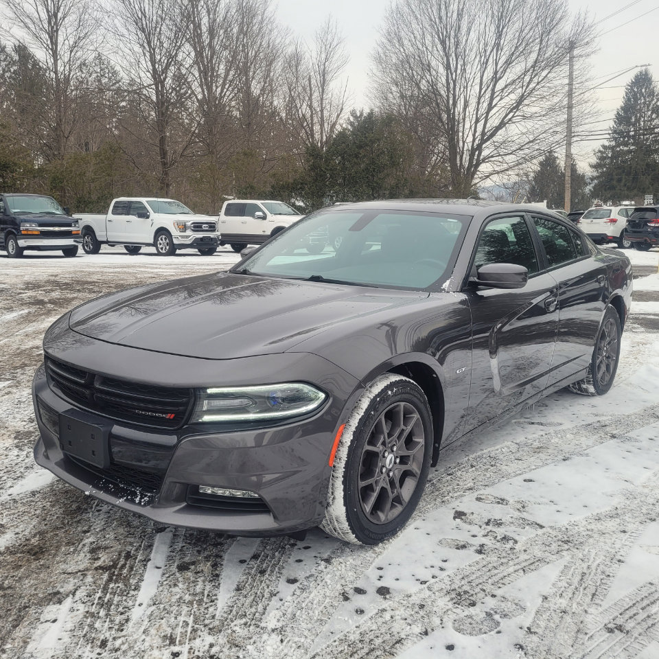 Used 2018 Dodge Charger GT image 4
