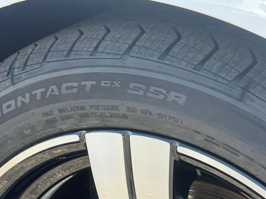New 2026 Mercedes-Benz C 300 4MATIC Sedan image 8