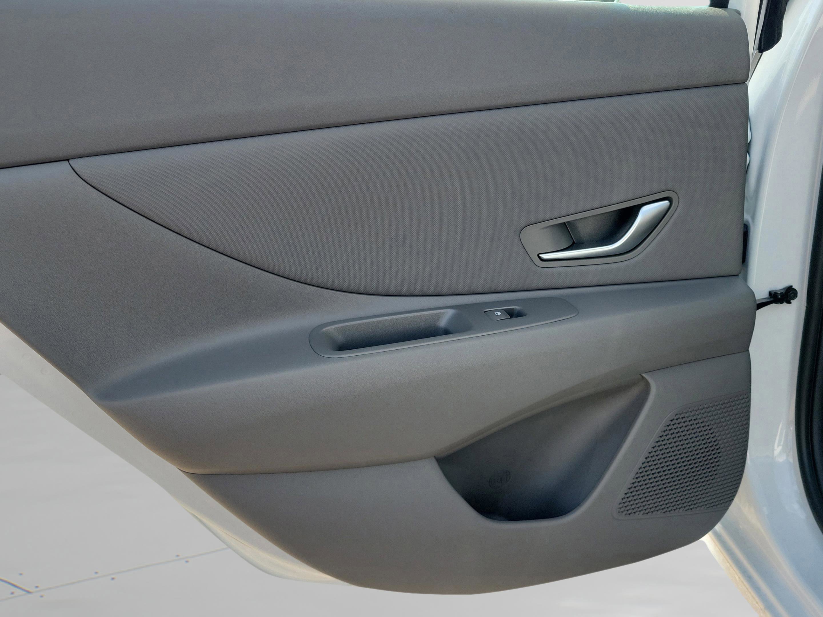 New 2026 Hyundai Elantra Sport image 31