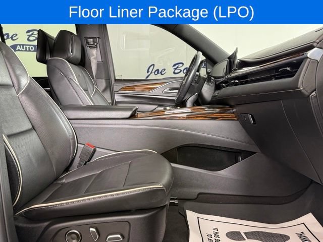 Used 2023 Cadillac Escalade Premium Luxury w/ Performance Package AWD/4WD image 18