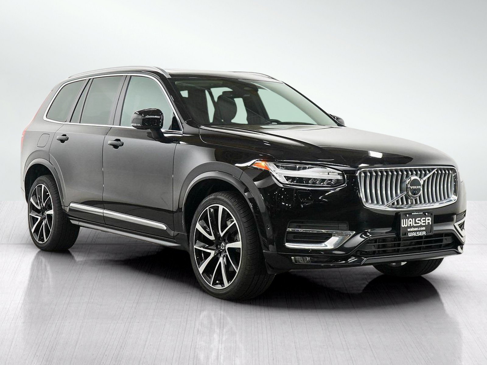 Used 2023 Volvo XC90 B6 Plus w/ Protection Package Premier AWD/4WD image 8