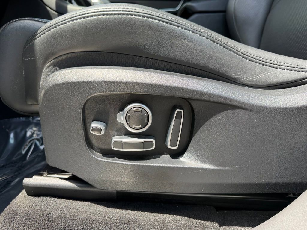 Used 2021 Jaguar F-PACE S image 13