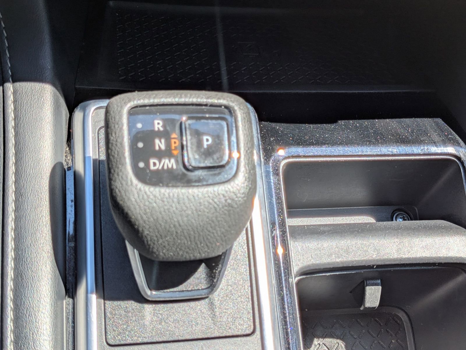 Used 2023 Nissan Pathfinder SL AWD/4WD image 26