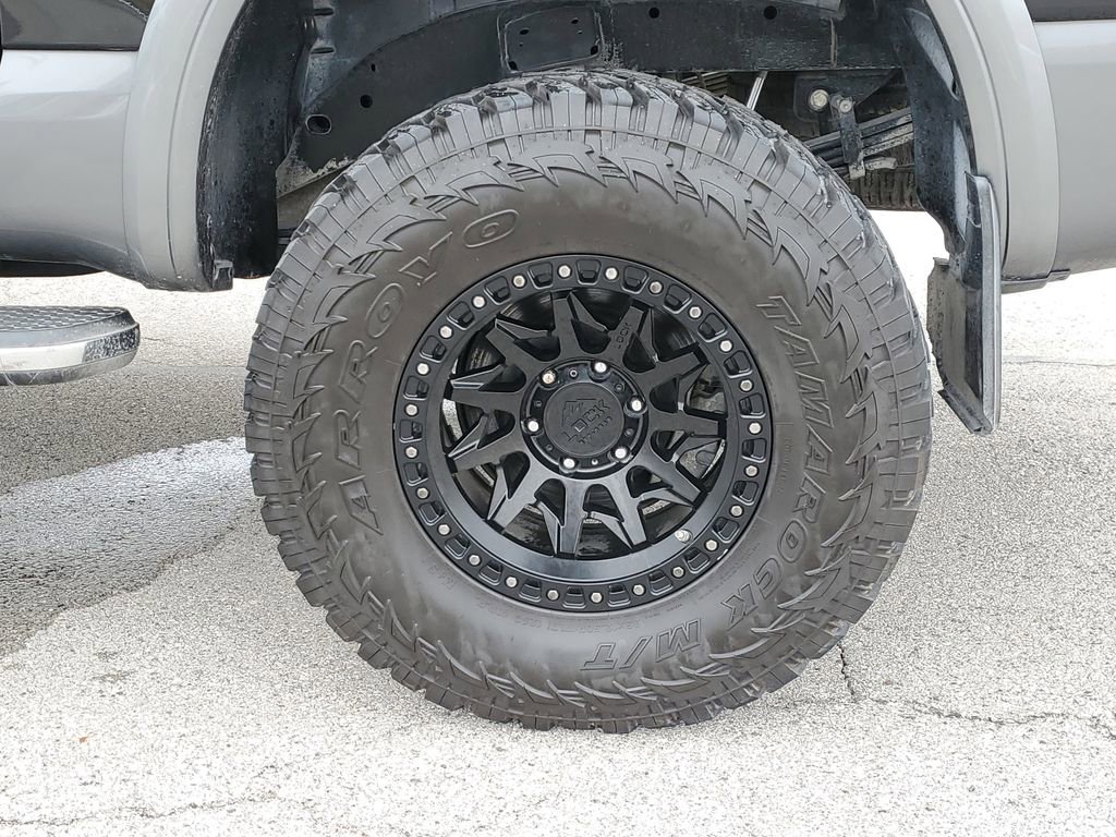 Used 2021 Nissan Titan Platinum Reserve w/ Moonroof Package image 7