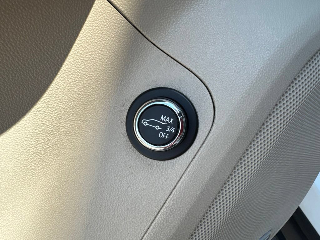 Used 2019 GMC Acadia Denali w/ Technology Package AWD/4WD image 15