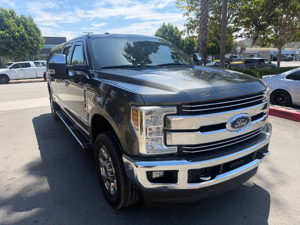 Used 2018 Ford F350 Lariat w/ Lariat Ultimate Package AWD/4WD image 2