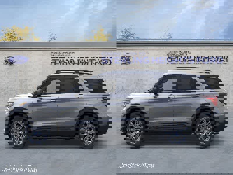 New 2026 Ford Explorer Active w/ Active Comfort Package image 3