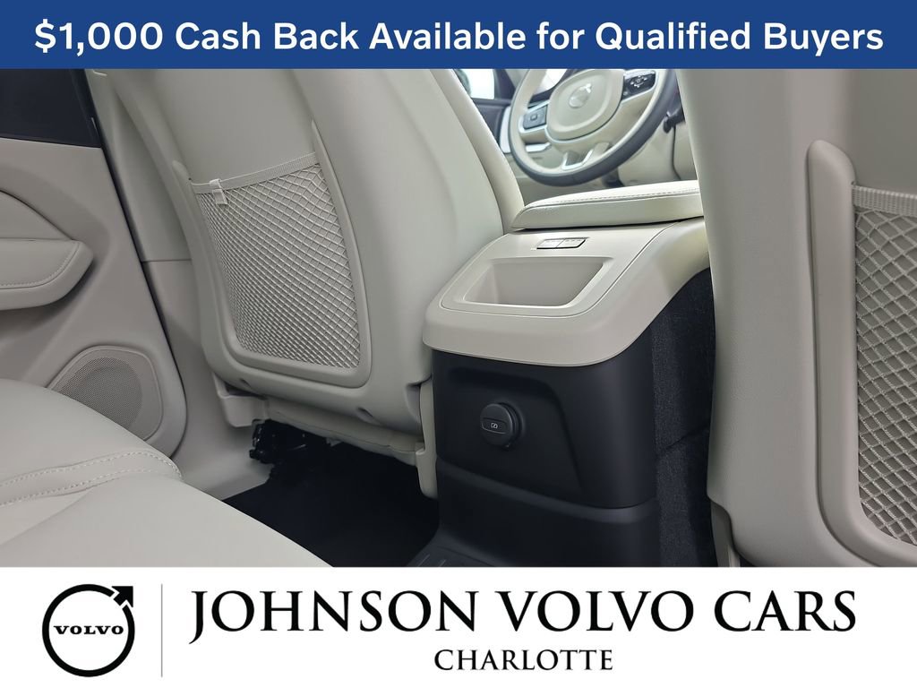 New 2026 Volvo XC60 T8 Ultra w/ Protection Package Premier image 9