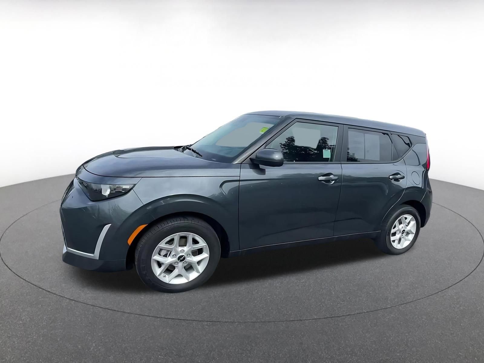 Used 2025 Kia Soul LX w/ LX Technology Package image 8