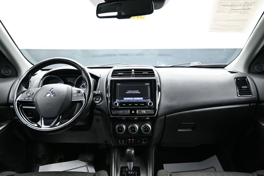 Used 2020 Mitsubishi Outlander Sport SE FWD image 12