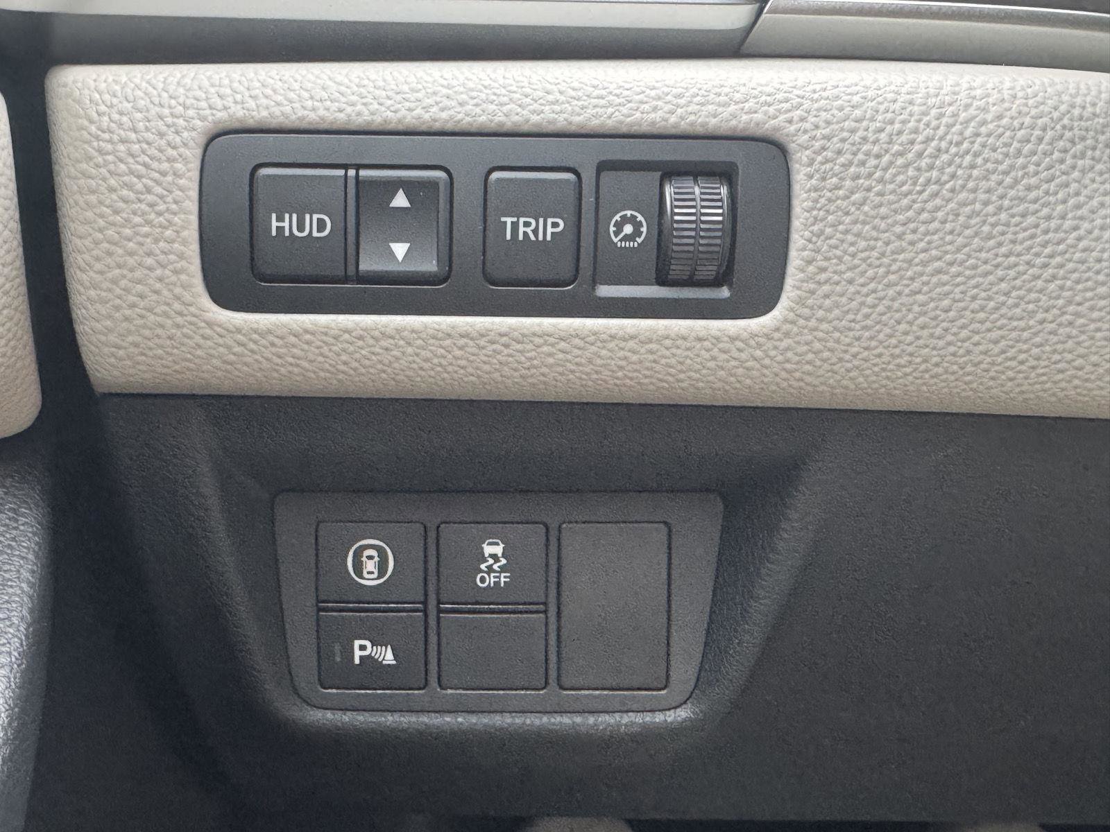 Used 2018 Honda Accord Touring image 26