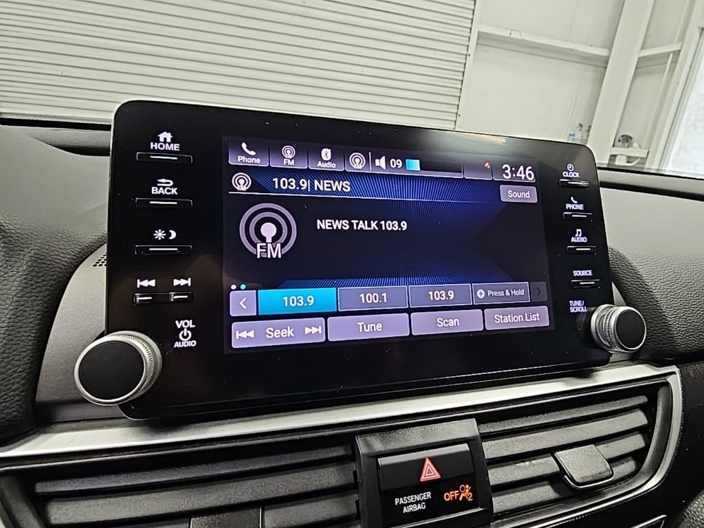 Used 2019 Honda Accord Sport image 15