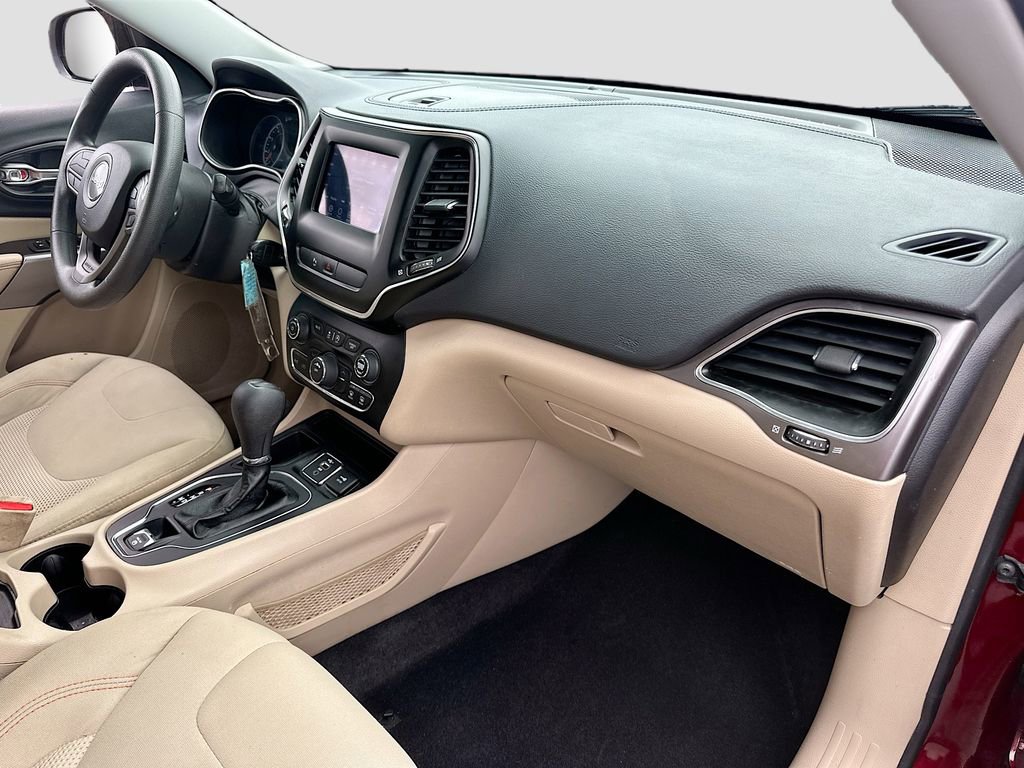 Used 2020 Jeep Cherokee Latitude image 24