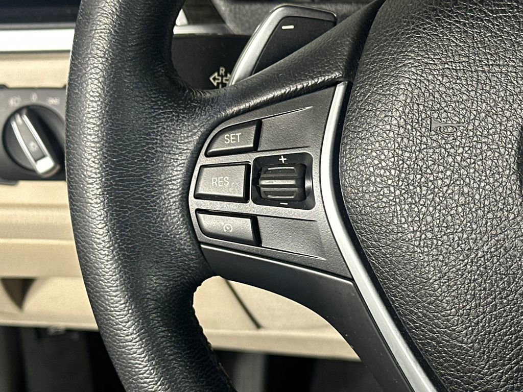 Used 2017 BMW 330i Sedan image 24