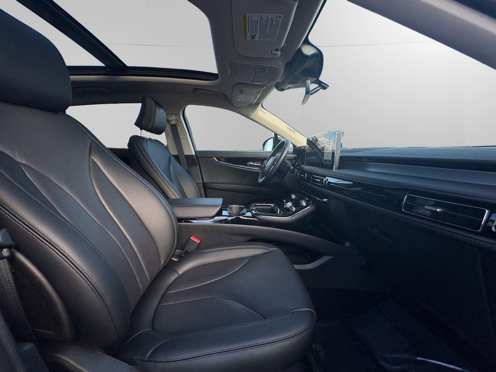 Certified 2023 Lincoln Nautilus Reserve w/ Monochromatic Package image 15