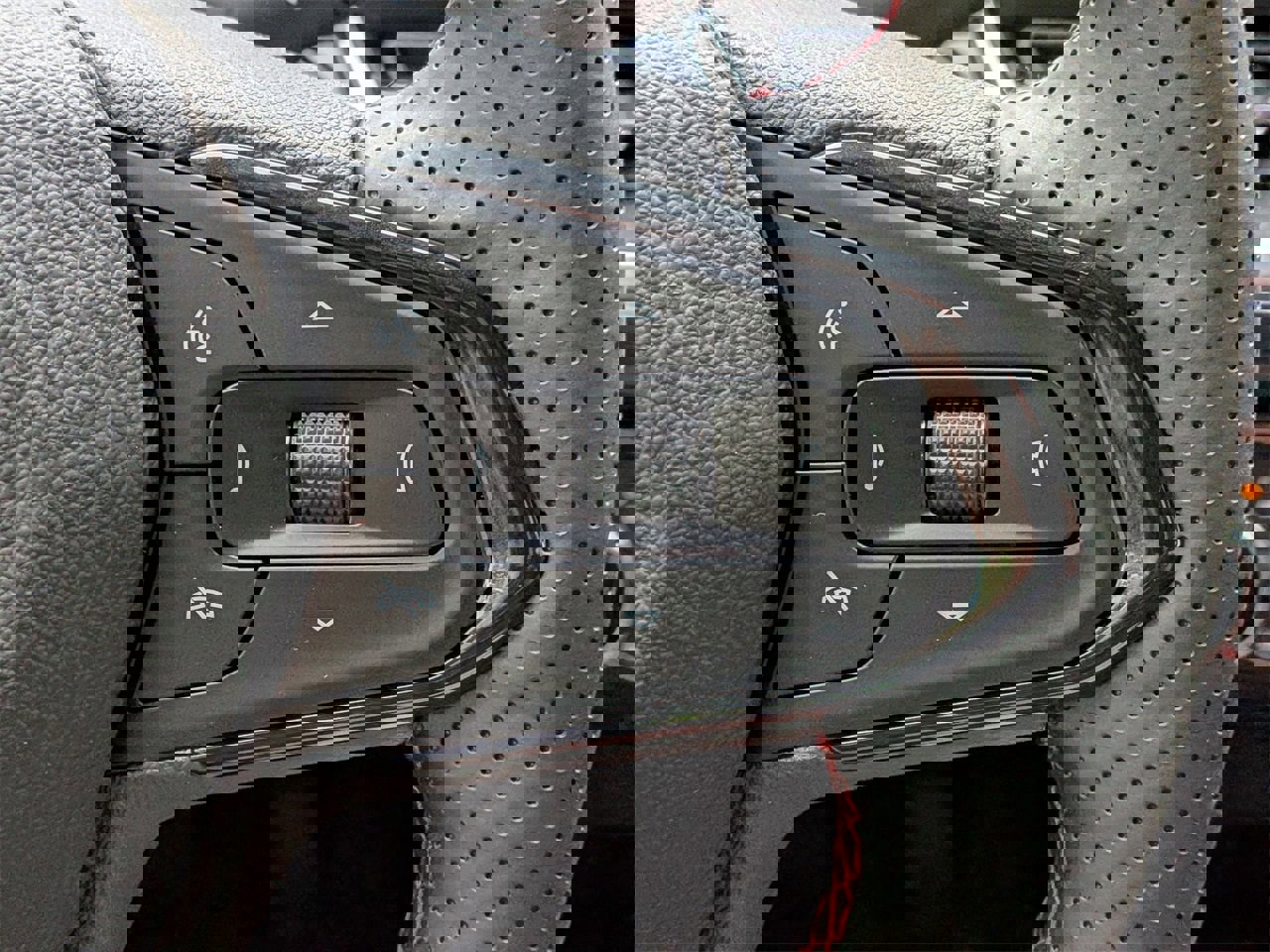 New 2026 Chevrolet Trax RS w/ Driver Confidence Package image 12