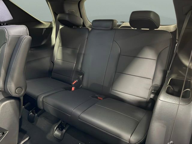 New 2026 Chevrolet Traverse LT w/ Driver Confidence Package image 33