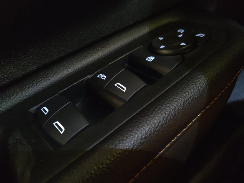 Used 2018 GMC Terrain SLE w/ Driver Convenience Package image 27