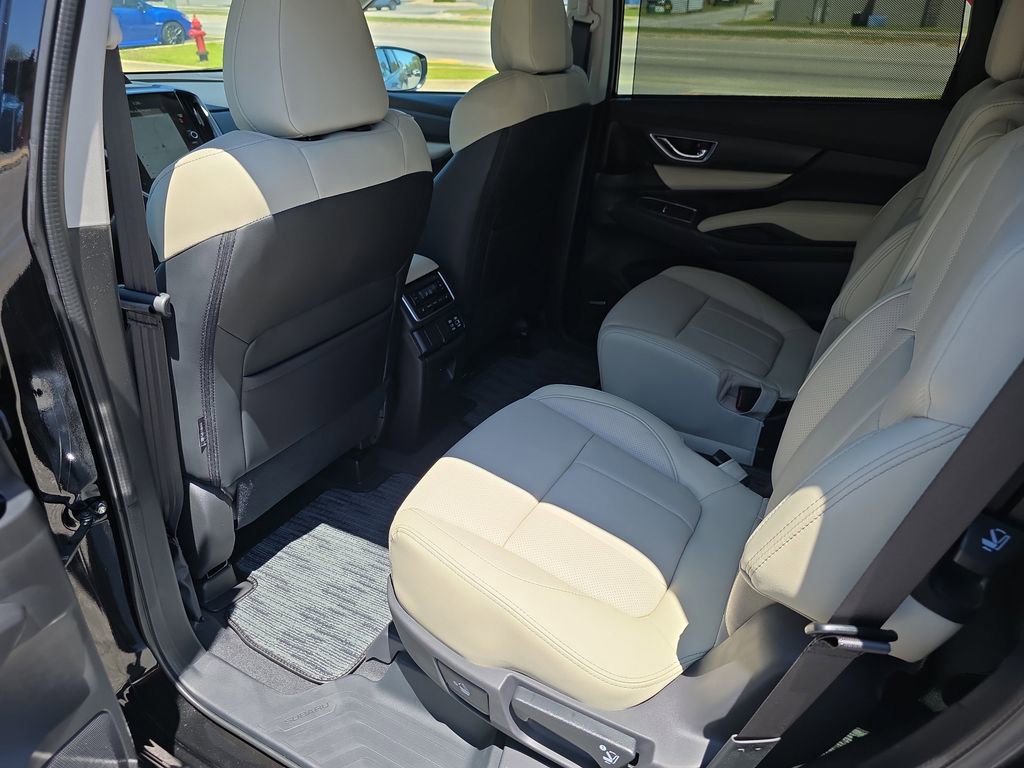 New 2026 Subaru Ascent Limited AWD/4WD image 33