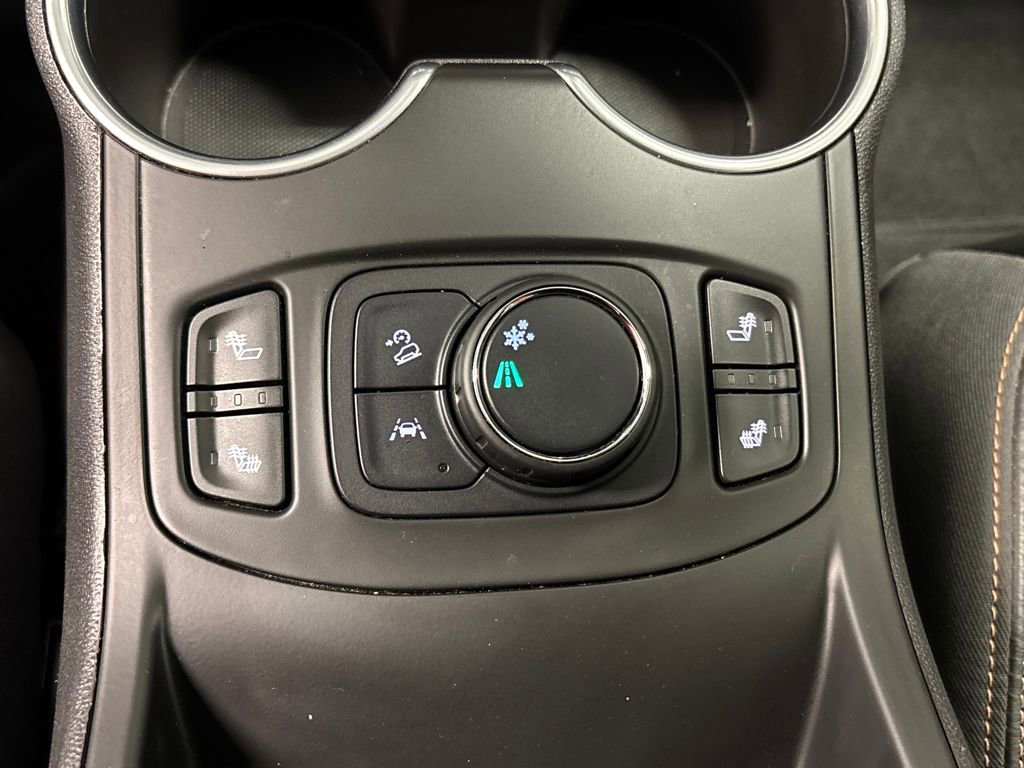 Used 2021 GMC Terrain SLT image 39