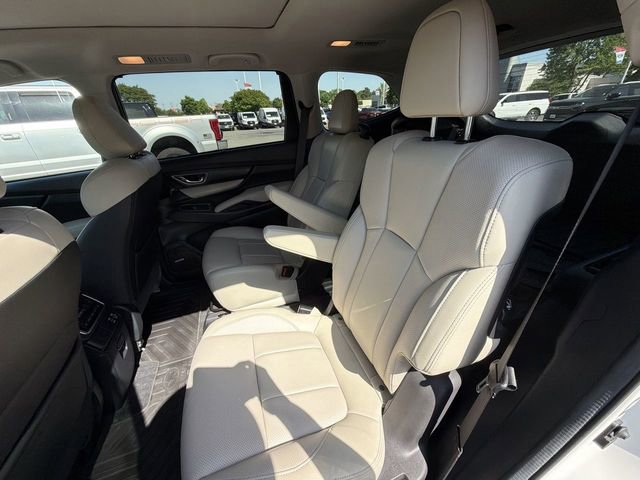 Used 2024 Subaru Ascent Limited w/ Technology Package image 27