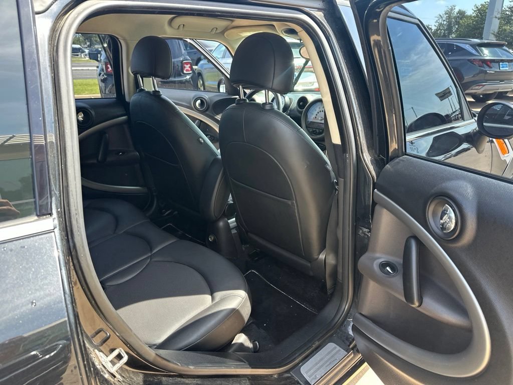 Used 2012 MINI Cooper Countryman FWD image 17