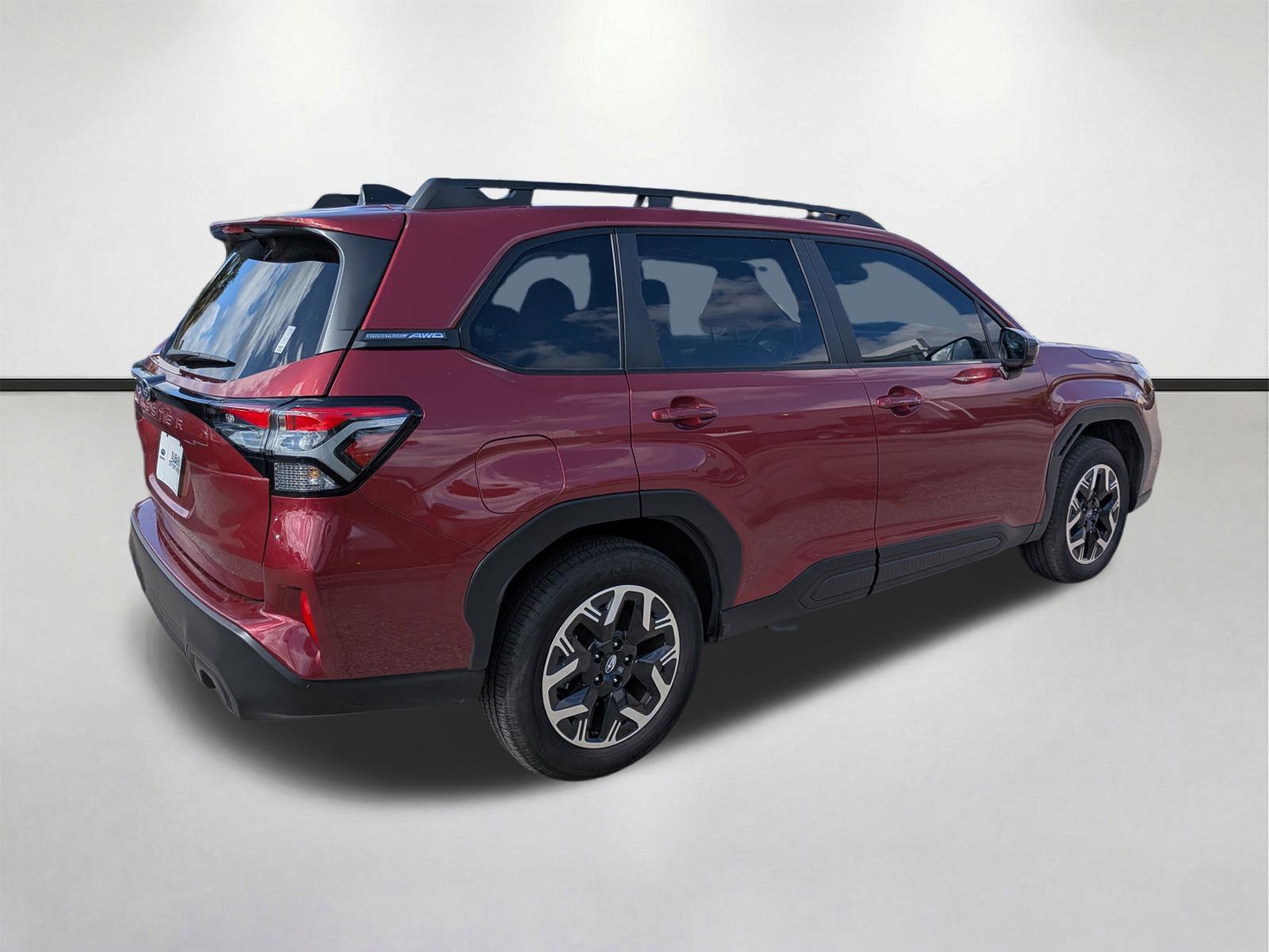 Certified 2025 Subaru Forester Premium w/ Convenience Package #1 AWD/4WD image 4