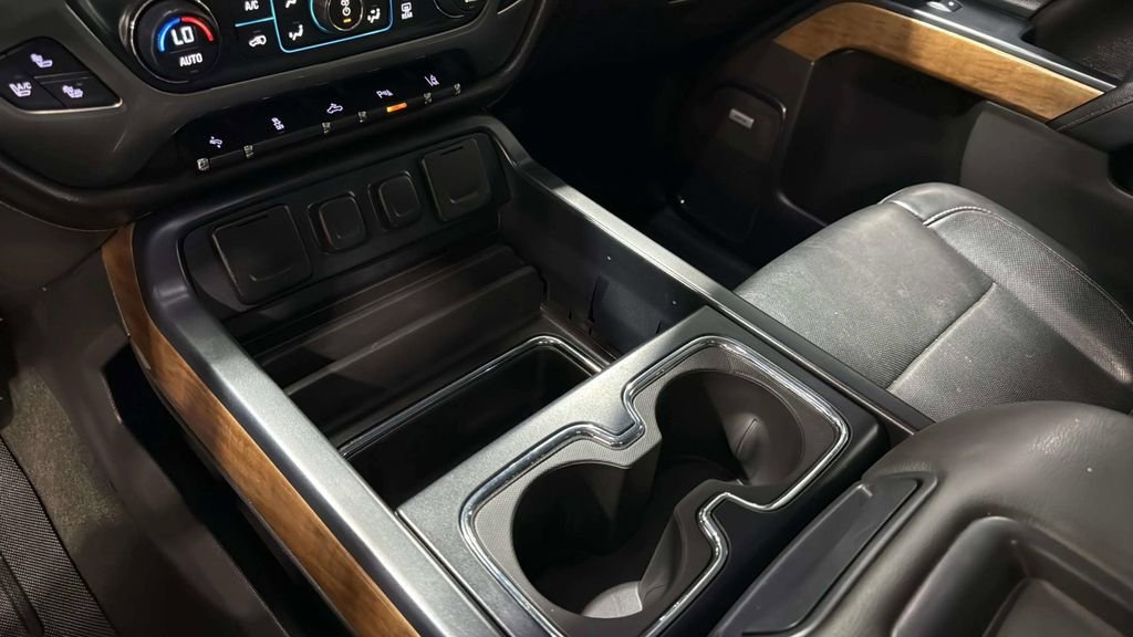 Used 2015 Chevrolet Silverado 1500 LTZ AWD/4WD image 26