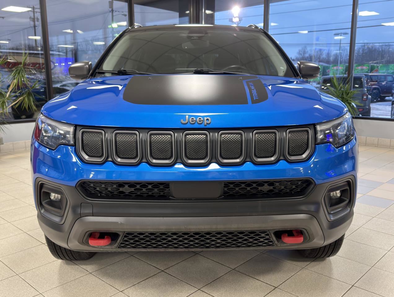 Used 2022 Jeep Compass Trailhawk w/ Trailhawk Elite Group AWD/4WD image 12