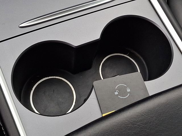 Used 2021 Tesla Model 3 Standard Range Plus image 34