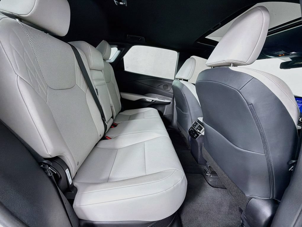 Used 2025 Lexus RX 350h w/ Accessory Package (K3) AWD/4WD image 28