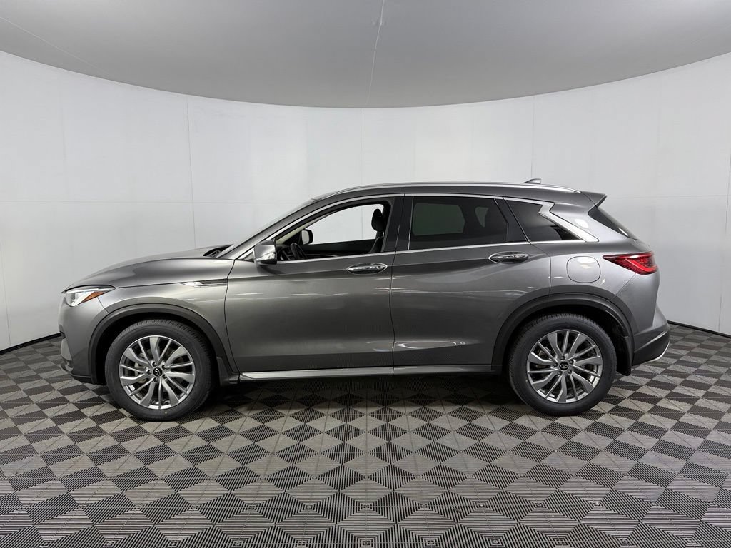 Used 2025 INFINITI QX50 Luxe AWD/4WD image 11