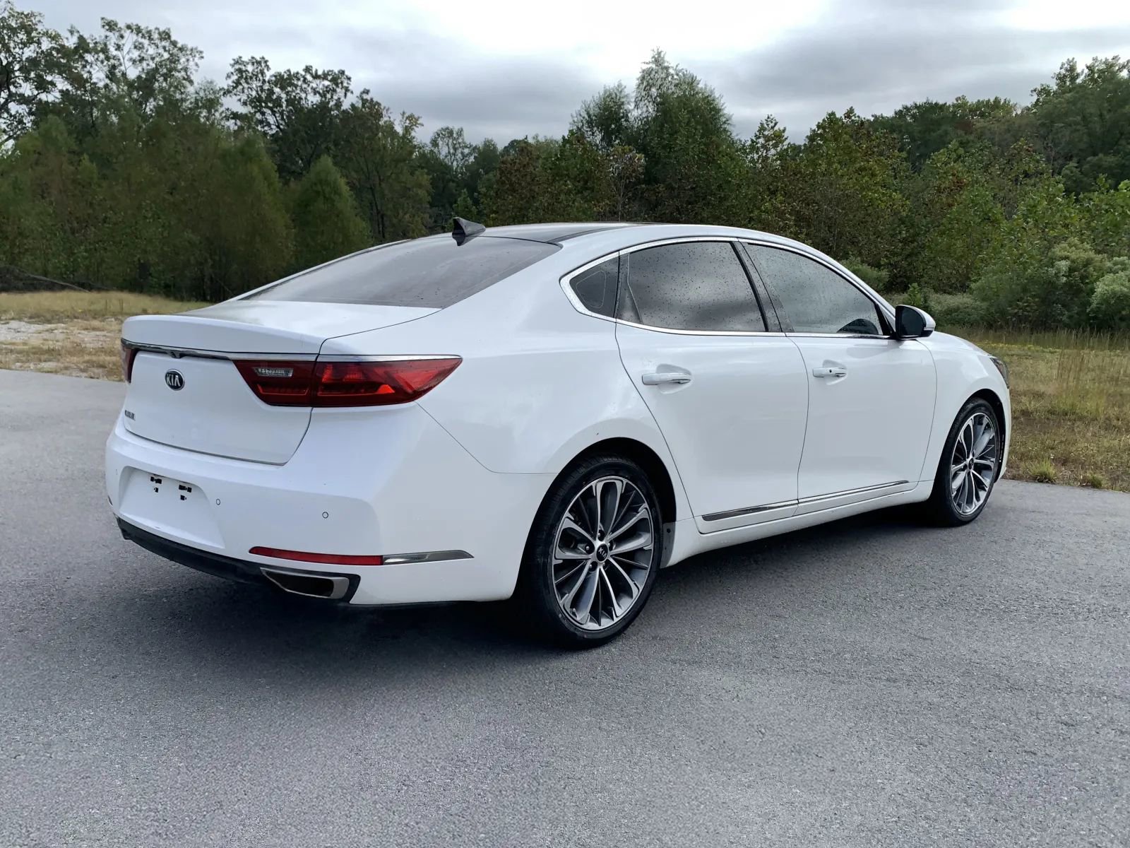 Used 2019 Kia Cadenza Technology image 7