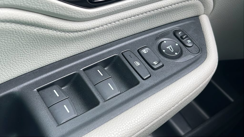 Used 2025 Honda Odyssey Touring image 20