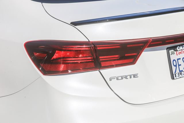 Used 2023 Kia Forte GT-Line w/ GT-Line Premium Package image 11