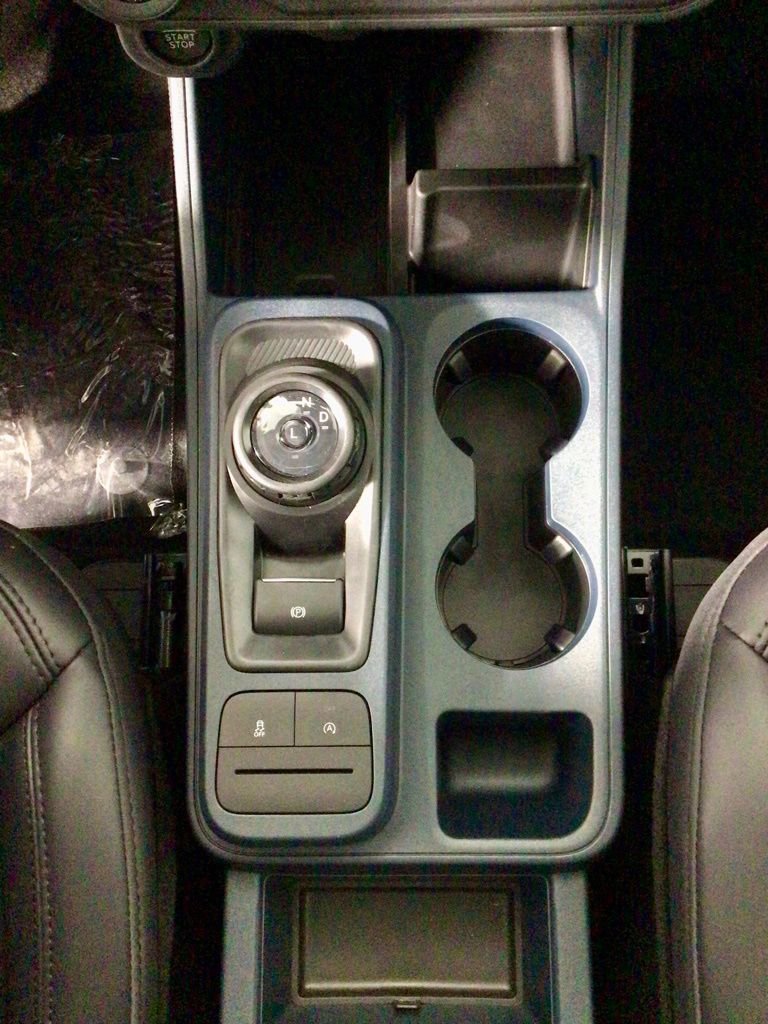 New 2026 Ford Maverick Lariat w/ Black Appearance Package image 26