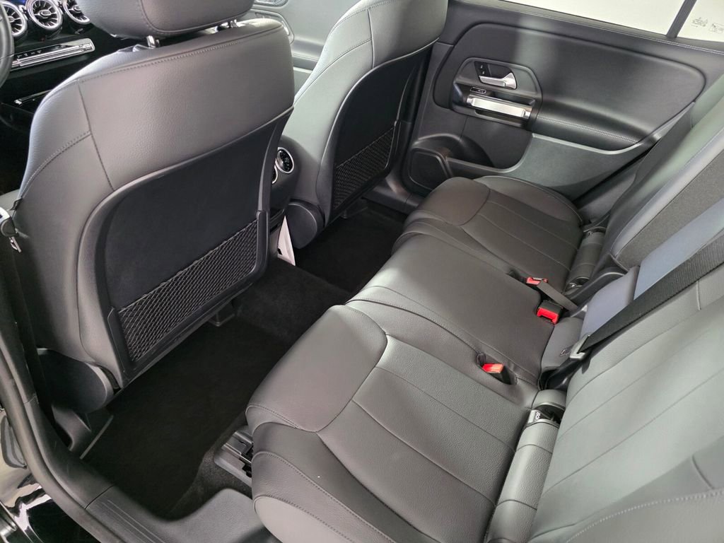 Certified 2025 Mercedes-Benz GLB 250 image 14