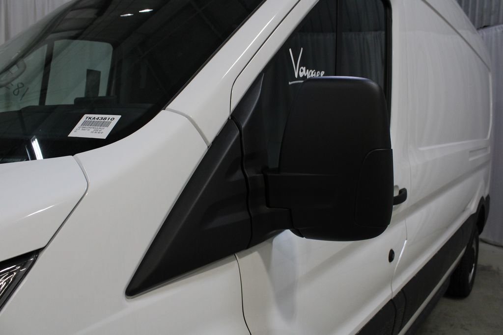 New 2026 Ford Transit 250 148 Medium Roof w/ Load Area Protection Package RWD image 42