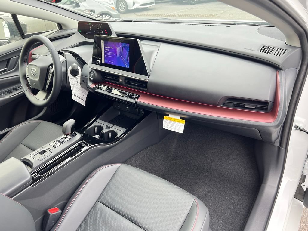 New 2027 Toyota Prius Plug-In Hybrid FWD image 18
