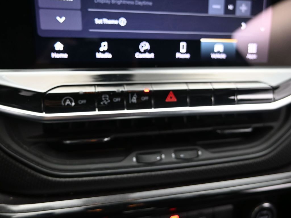 Used 2023 Jeep Compass Altitude AWD/4WD image 13