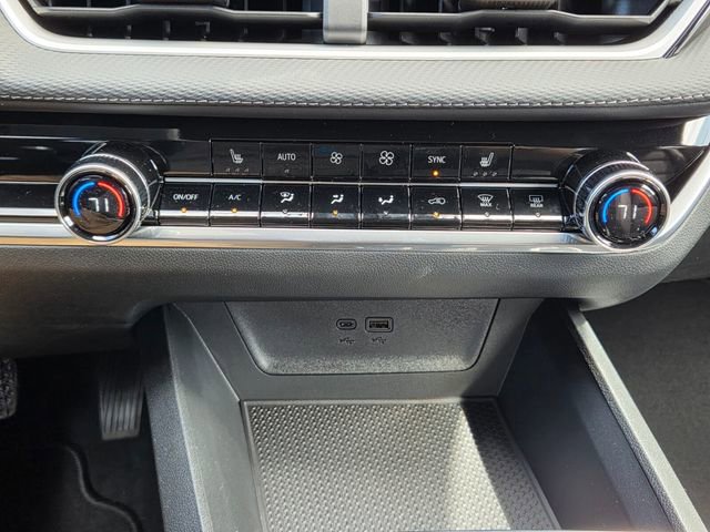 New 2026 Chevrolet Equinox LT w/ Convenience Package II image 27