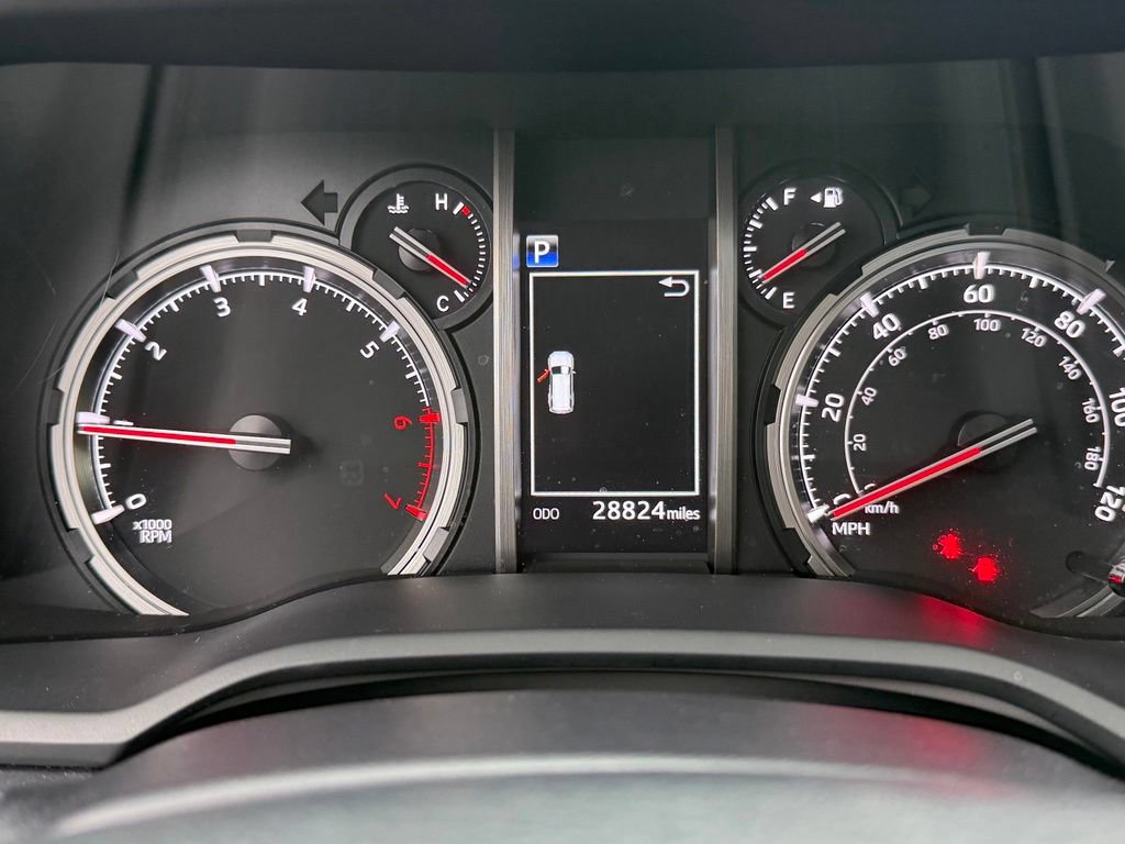 Used 2022 Toyota 4Runner TRD Off-Road Premium w/ Moonroof Package AWD/4WD image 37